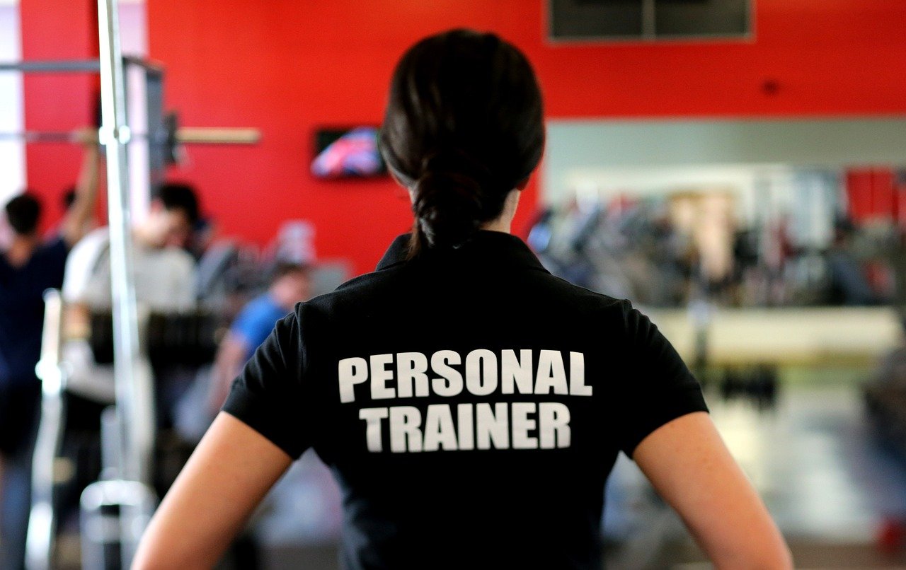 A personal trainer in singapore