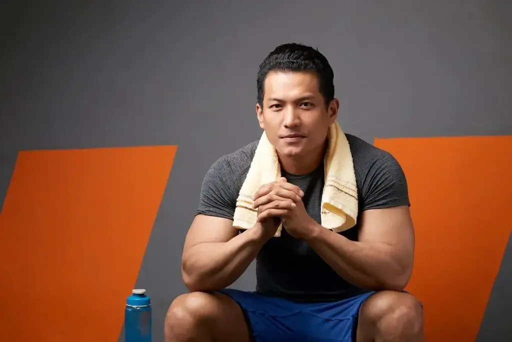 Personal coach at LTH Fitness providing guided personal training and fitness coaching sessions
