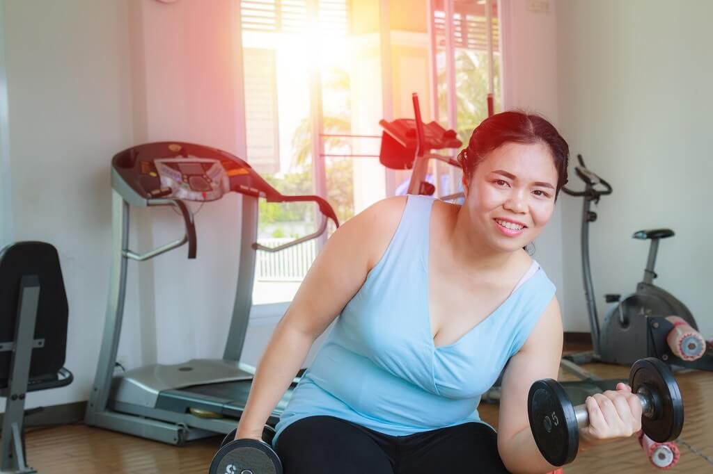 Personal training services in Singapore focused on weight loss and healthy living